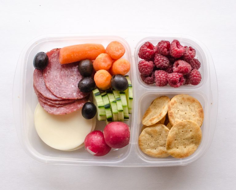 Easy And Delicious Back-To-School Lunch Ideas Diy Lunchable Ideas The Everymom 3